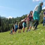 Wanderung_Gruppe_in_Bewegung