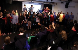 Abschlusskonzert von Popakademie-Workshop im Gasometer mit 40 Jugendlichen