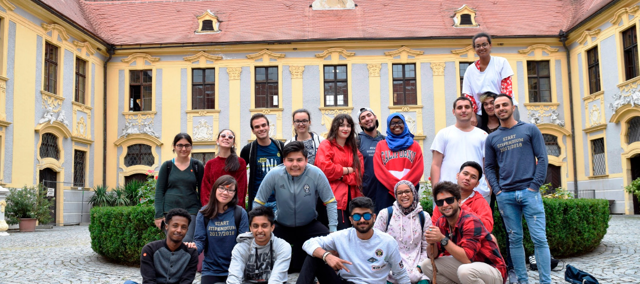 Partnersuche und umgebung frastanz. Als single aus seiersberg. Oberaich studenten singlebrse. Sex treffe er sucht sie markt langenrohr in Neumnster. Er sucht sie markt langenrohr: Ohne kosten partnersuche